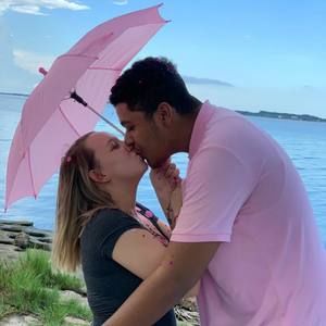 Meet your Posher, Kira